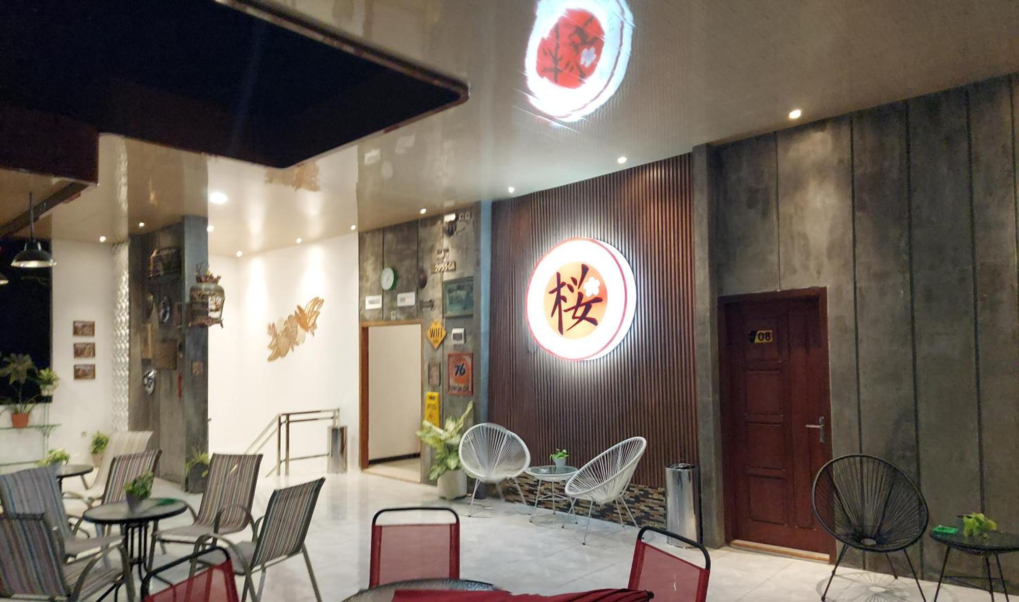 Urbanview Hotel Sakura Kampung Inggris Pare By Reddoorz Bagian luar foto